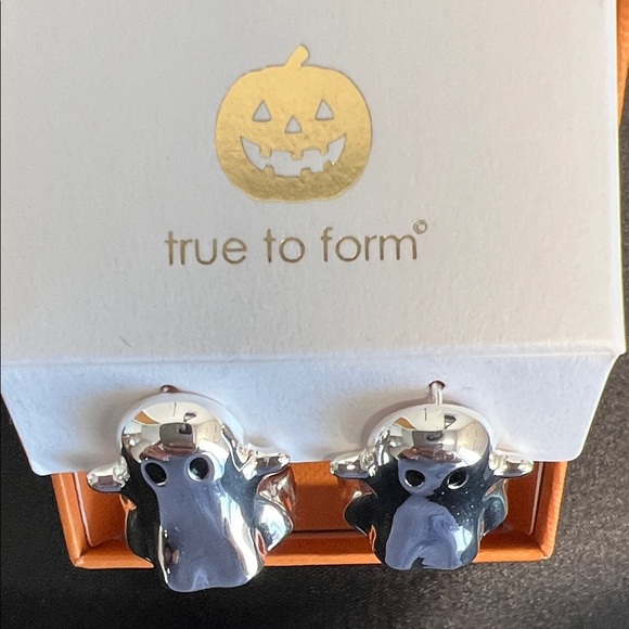 True to Form | Silver Ghost Earrings - Picture 5 of 7